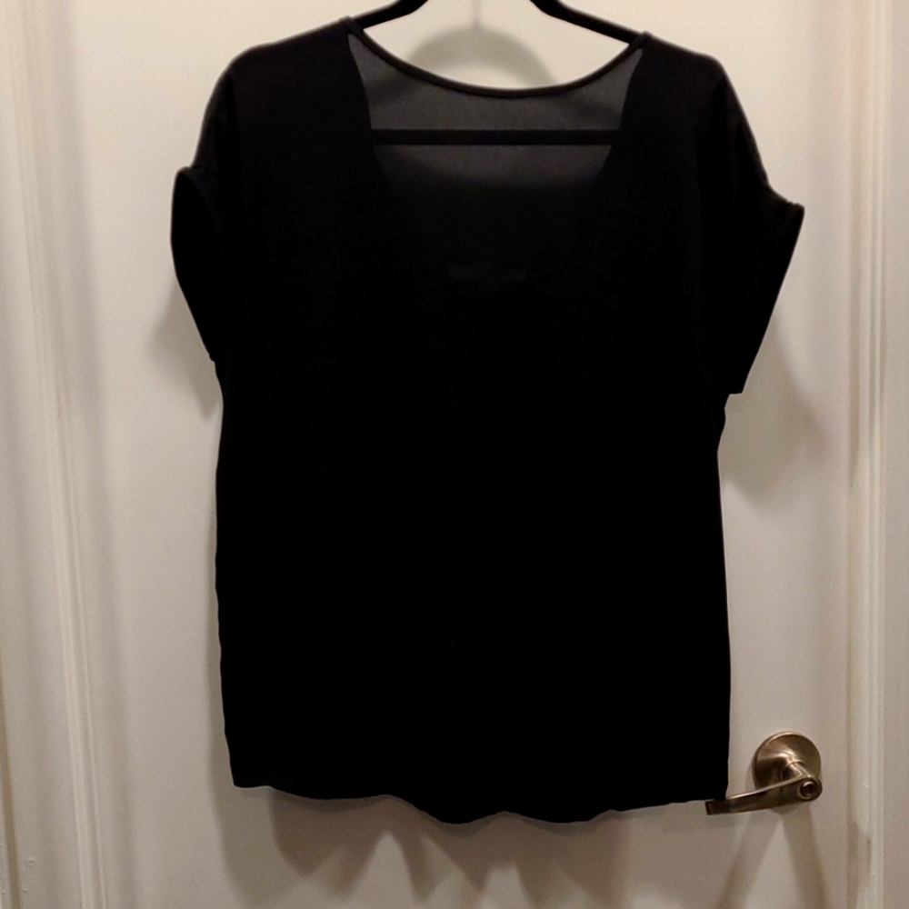 *3/$20 closet clearout* s.S Loft - tunic with tie back